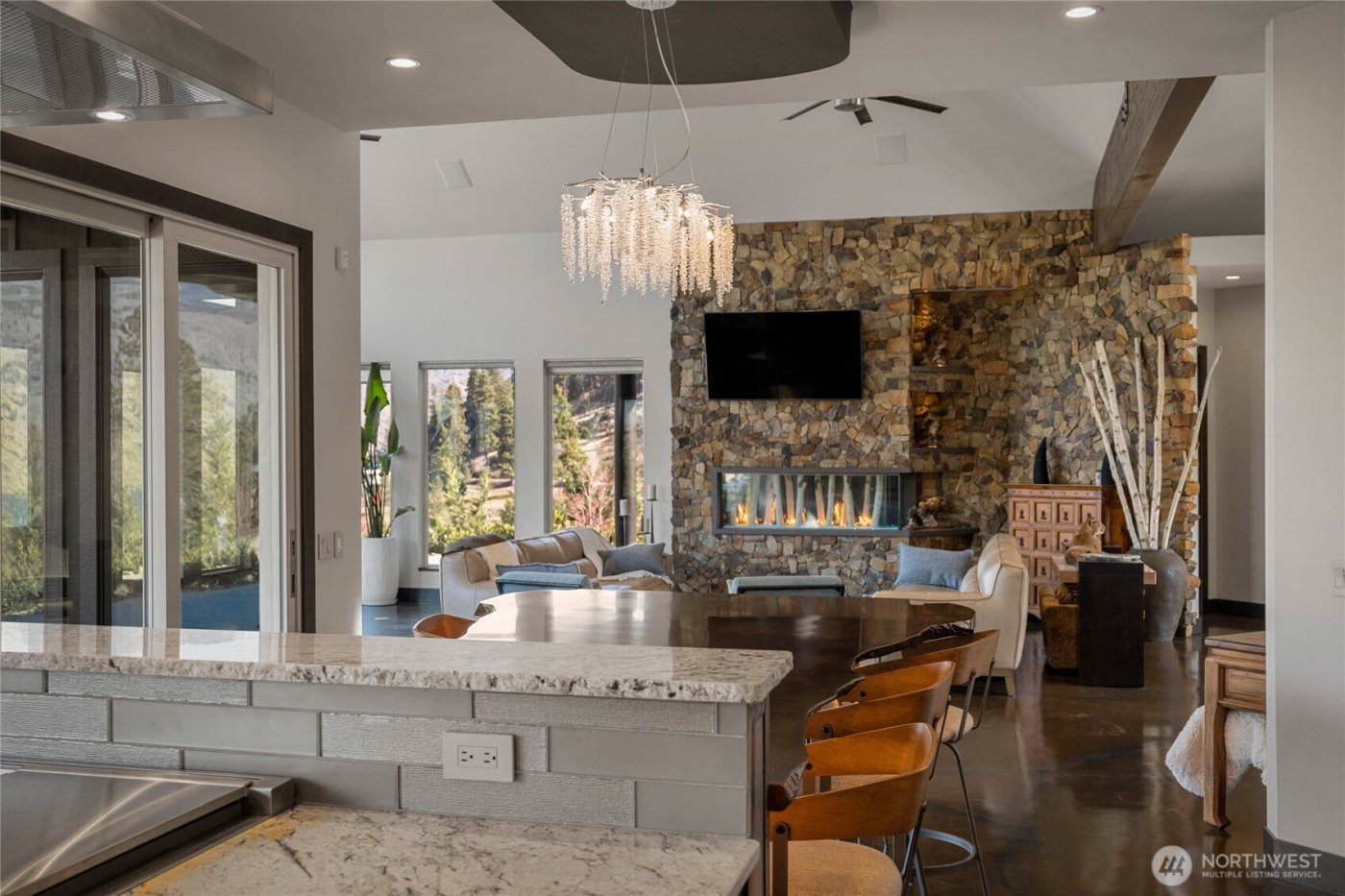 206 Mountain Lake Lane , Chelan, WA 98816