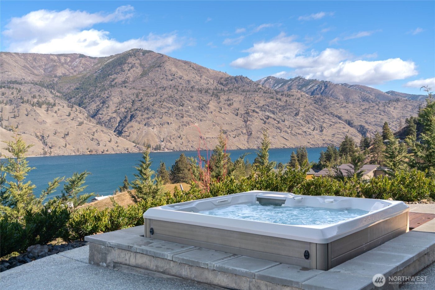 206 Mountain Lake Lane , Chelan, WA 98816