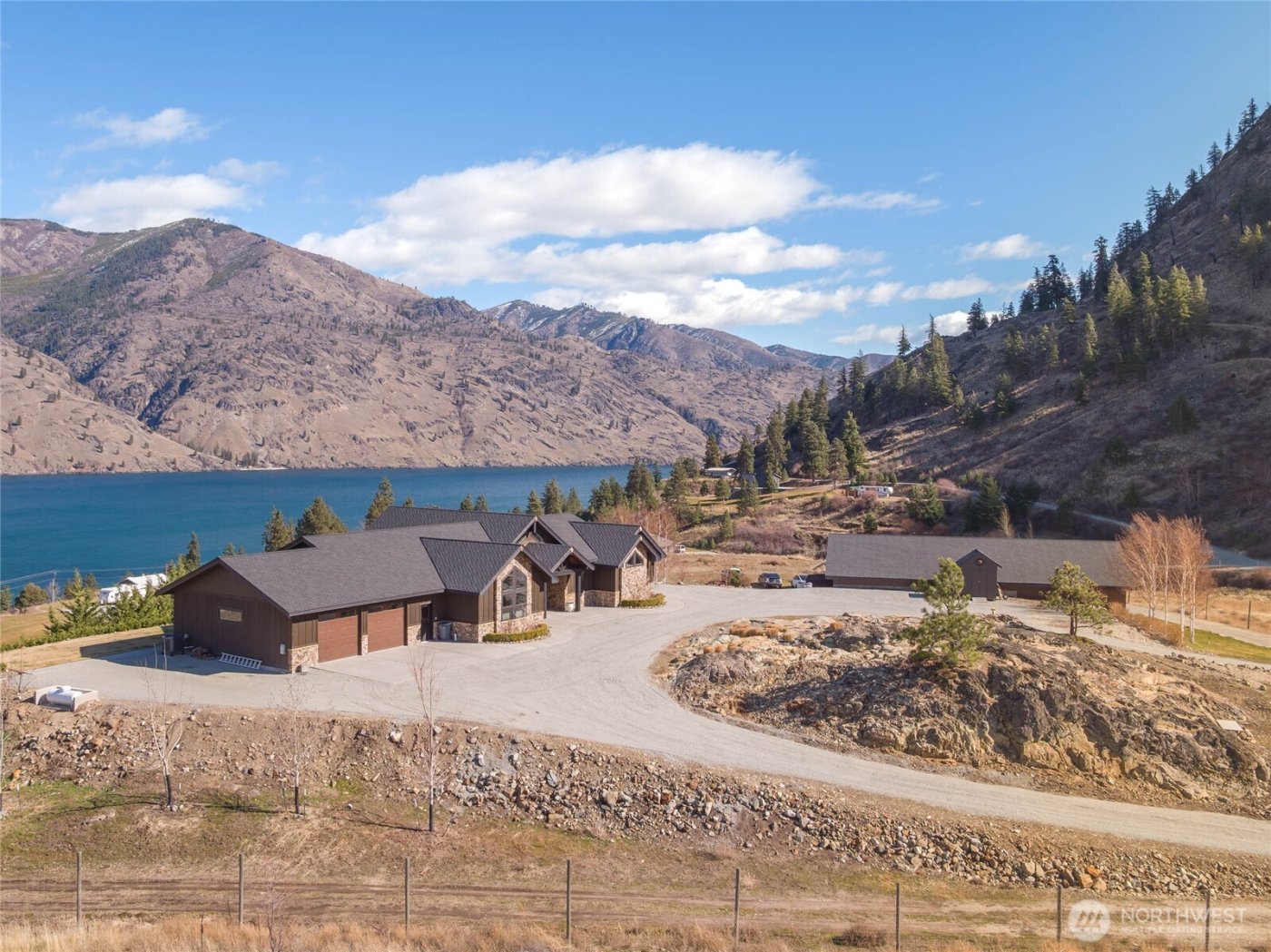 206 Mountain Lake Lane , Chelan, WA 98816