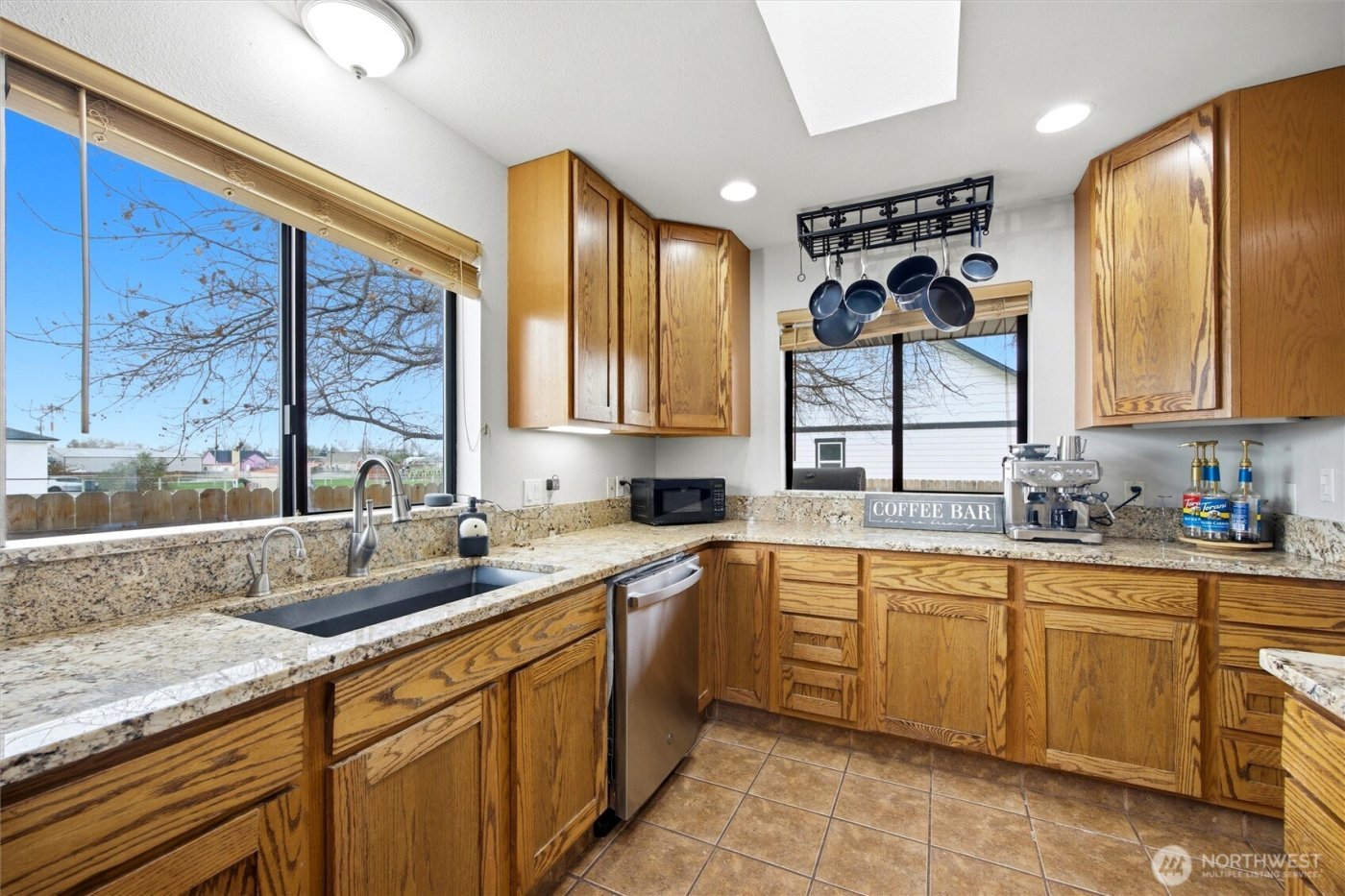 2017 S Washington Street , Kennewick, WA 99337