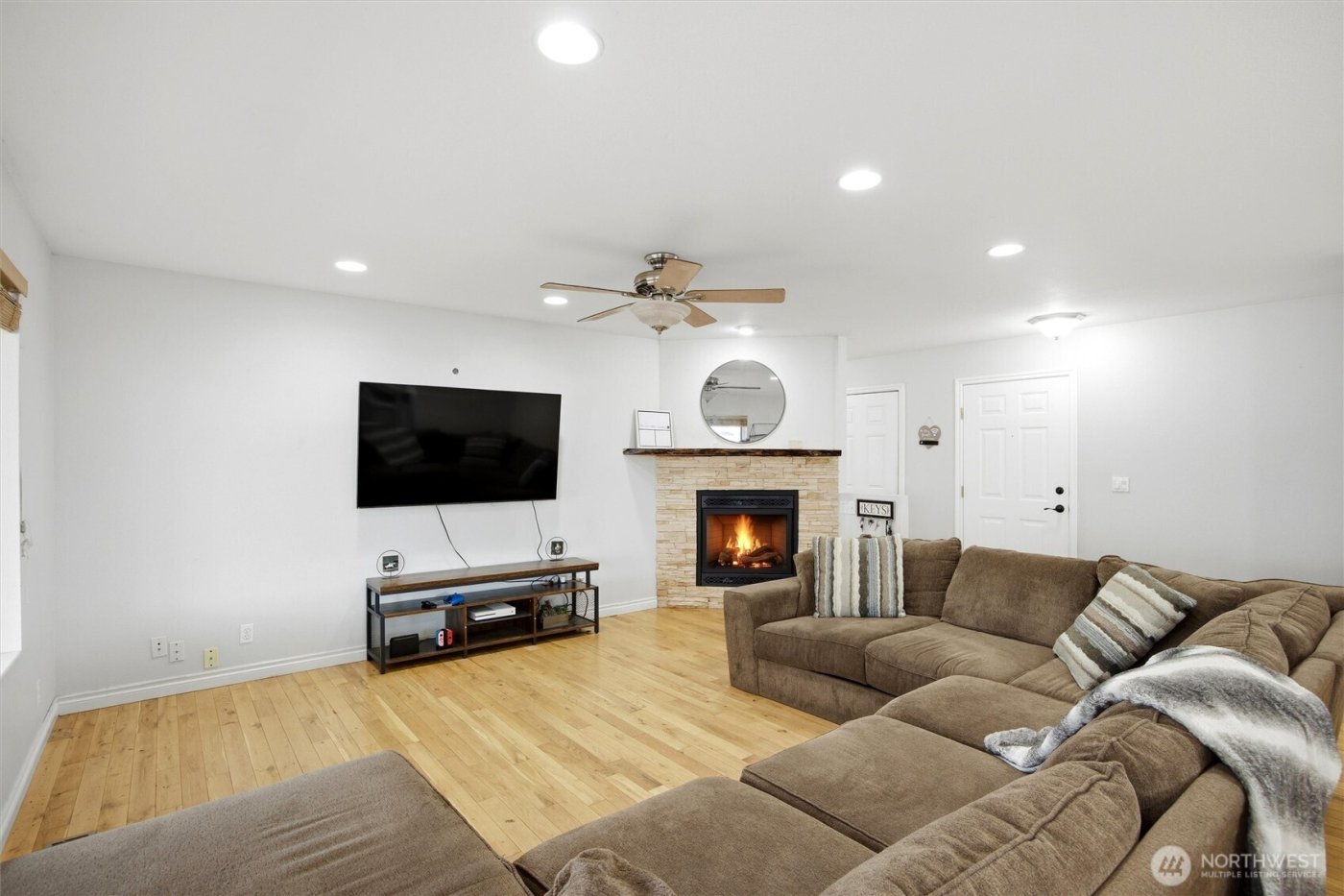 2017 S Washington Street , Kennewick, WA 99337