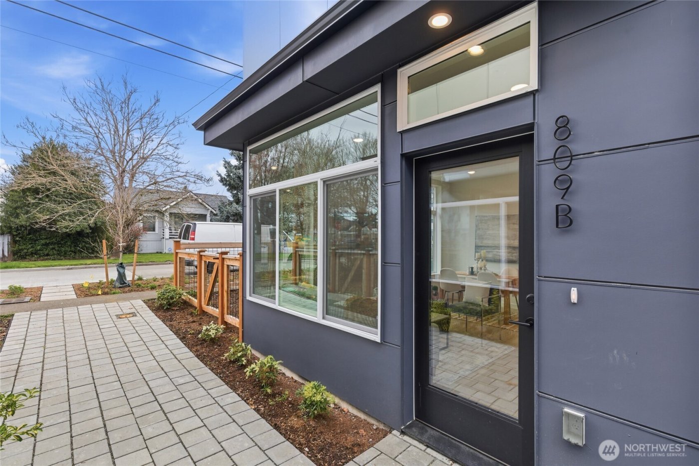 809 S Sullivan Street #B, Seattle, WA 98108