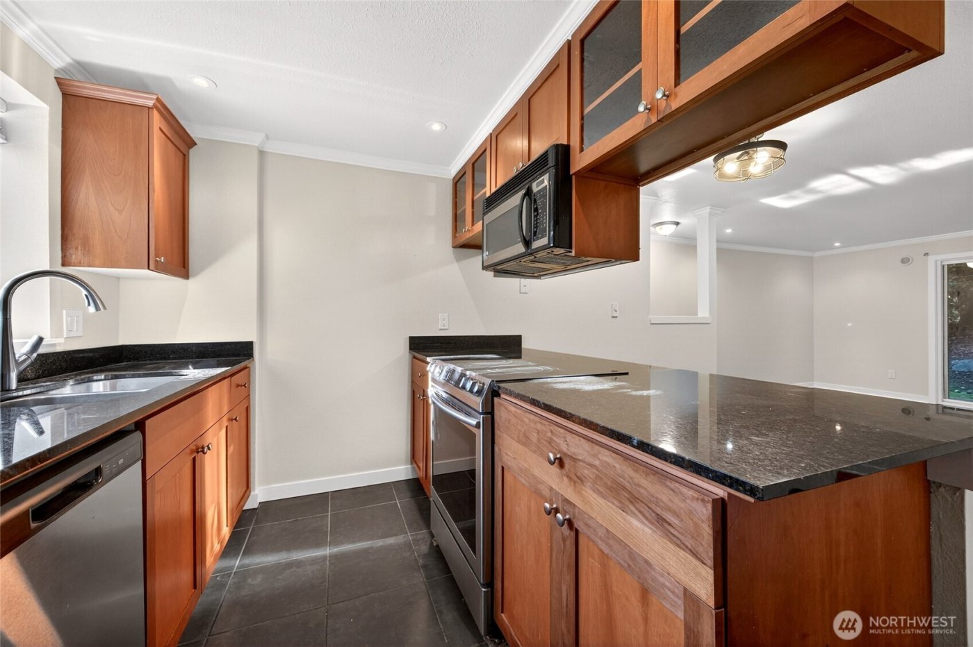 14010 NE 181st Place #C102, Woodinville, WA 98072