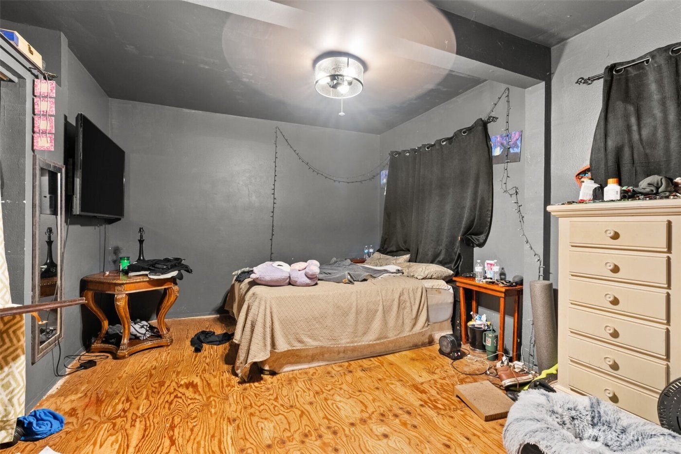 1024 H Street , Centralia, WA 98531