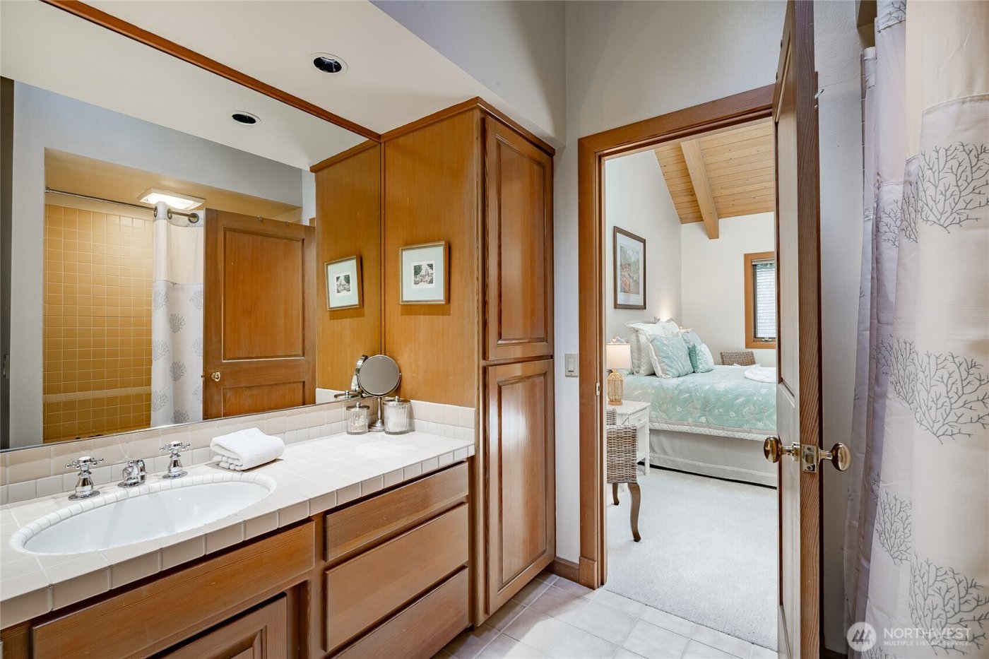 5506 Canvasback Road , Blaine, WA 98230