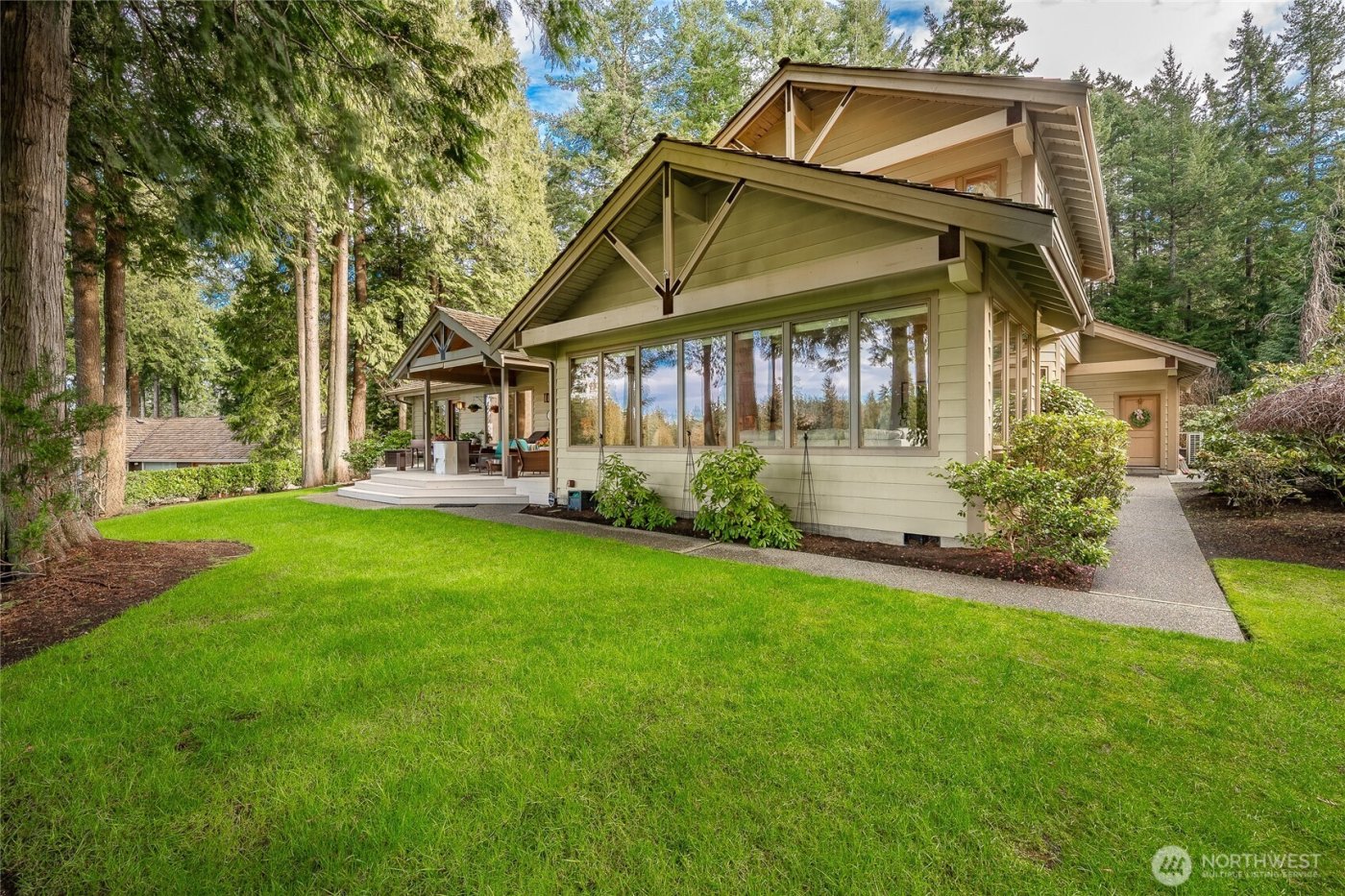 5506 Canvasback Road , Blaine, WA 98230