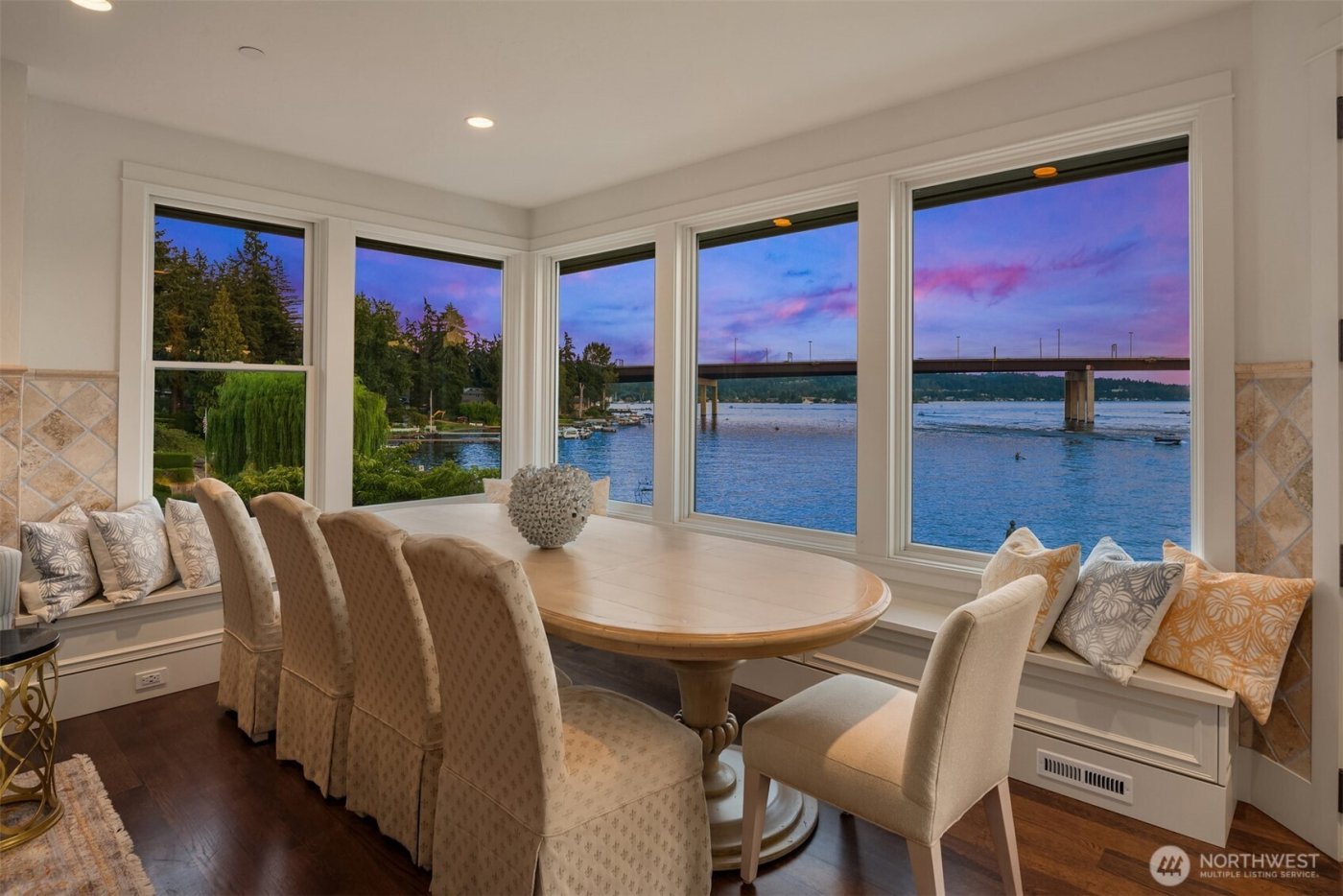 16 Enatai Drive , Bellevue, WA 98004