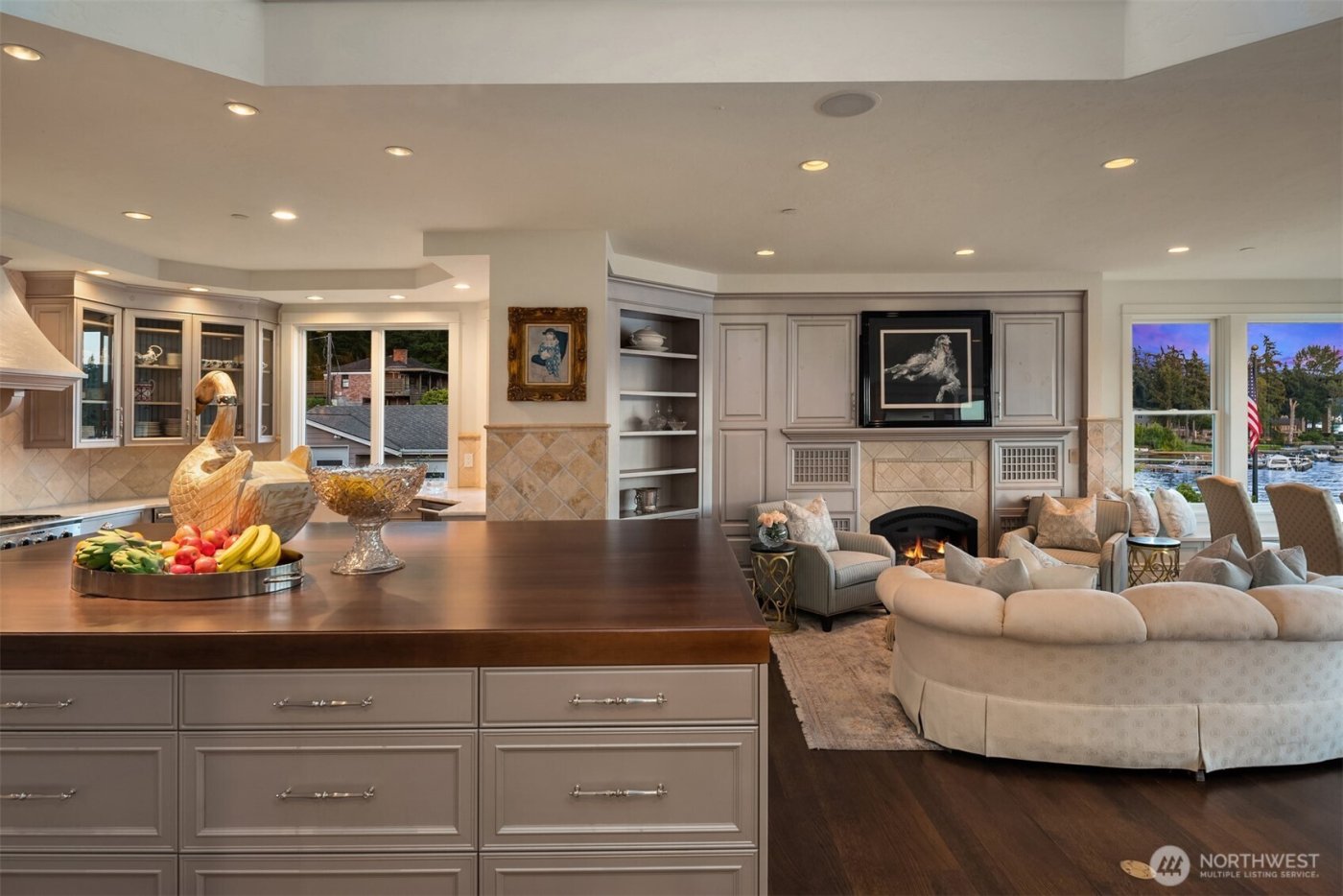 16 Enatai Drive , Bellevue, WA 98004