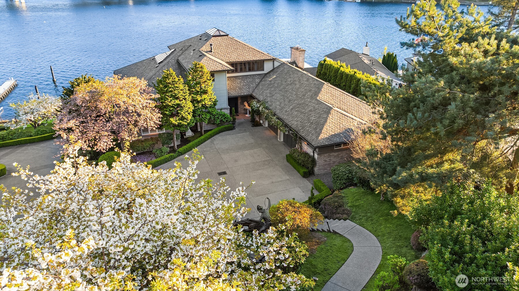 16 Enatai Drive , Bellevue, WA 98004