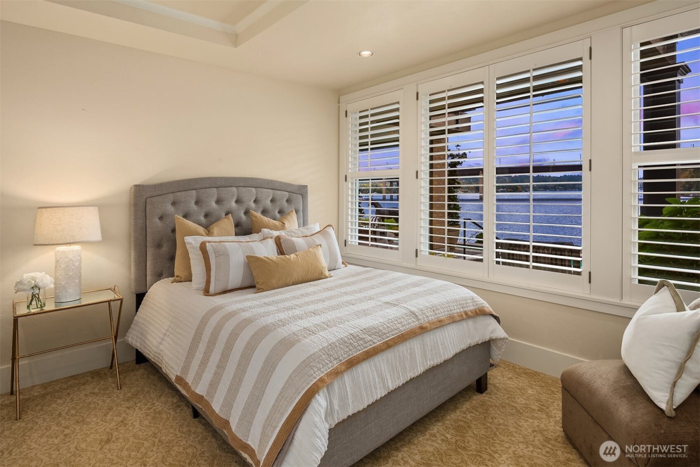 16 Enatai Drive , Bellevue, WA 98004