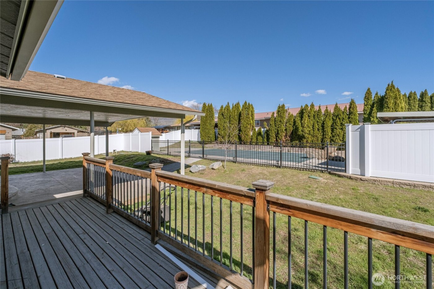 11 N Nile , East Wenatchee, WA 98802