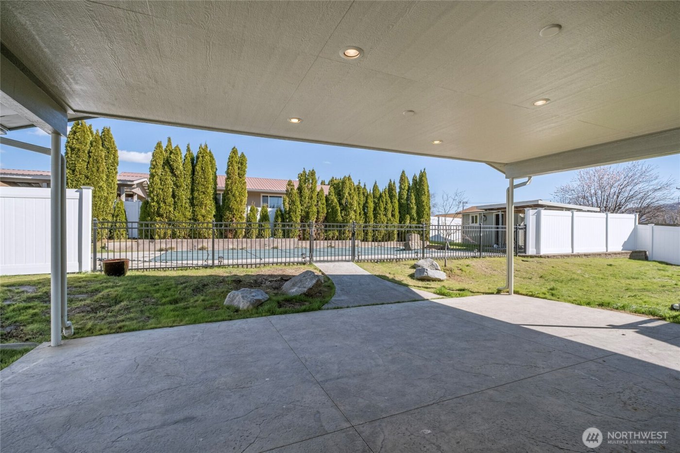 11 N Nile , East Wenatchee, WA 98802