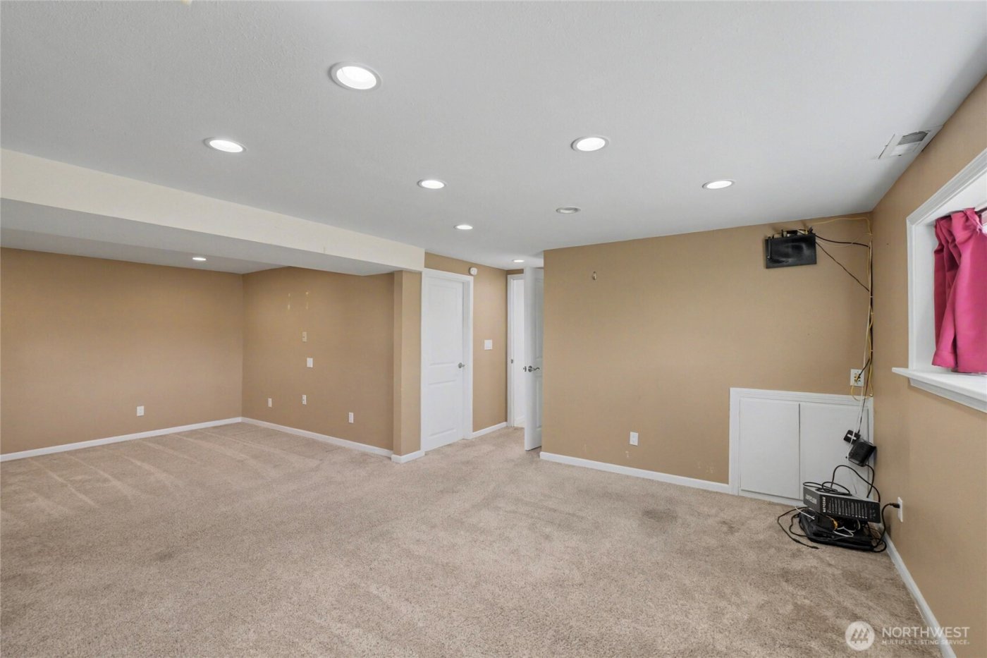 11 N Nile , East Wenatchee, WA 98802