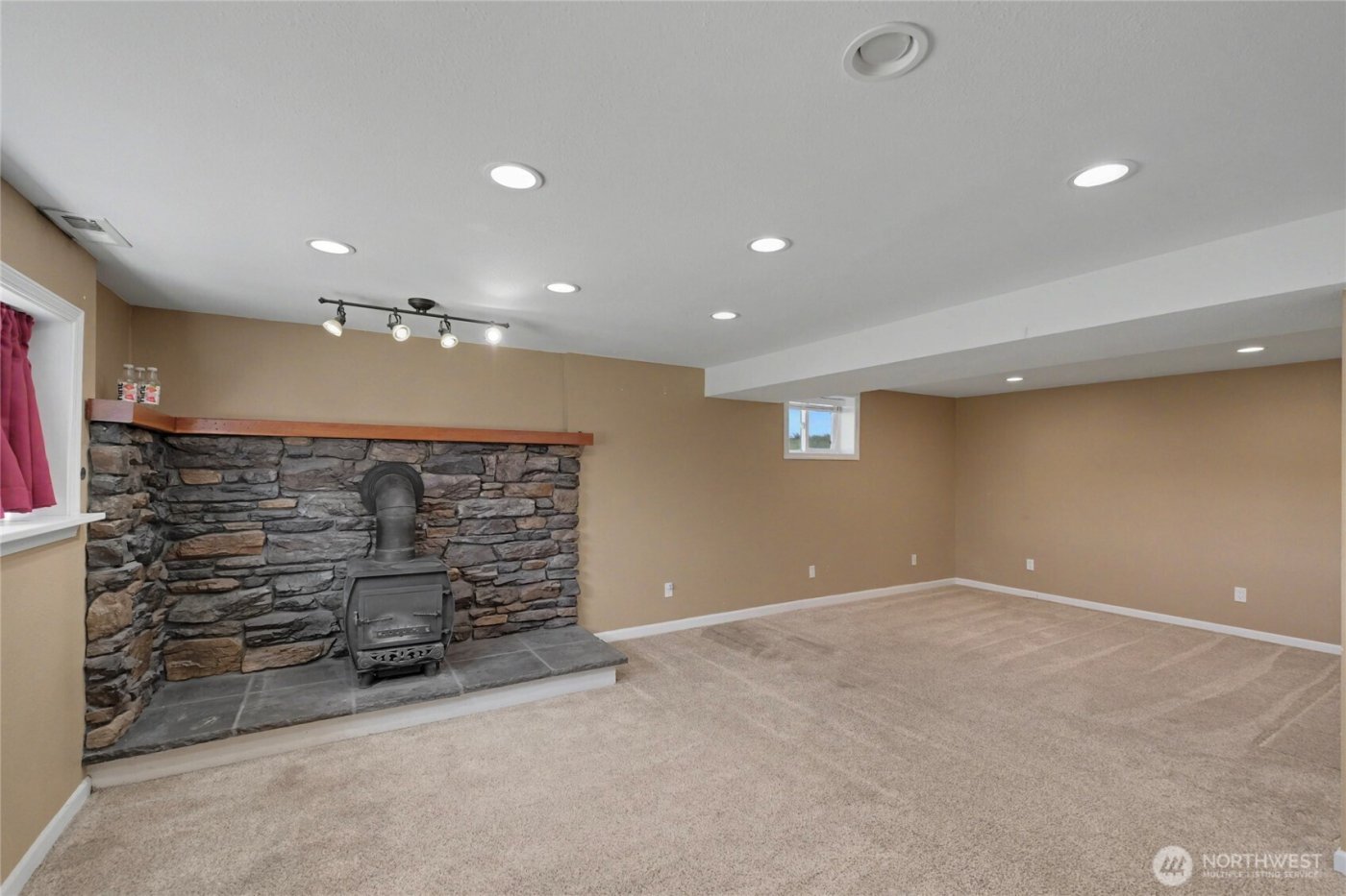 11 N Nile , East Wenatchee, WA 98802