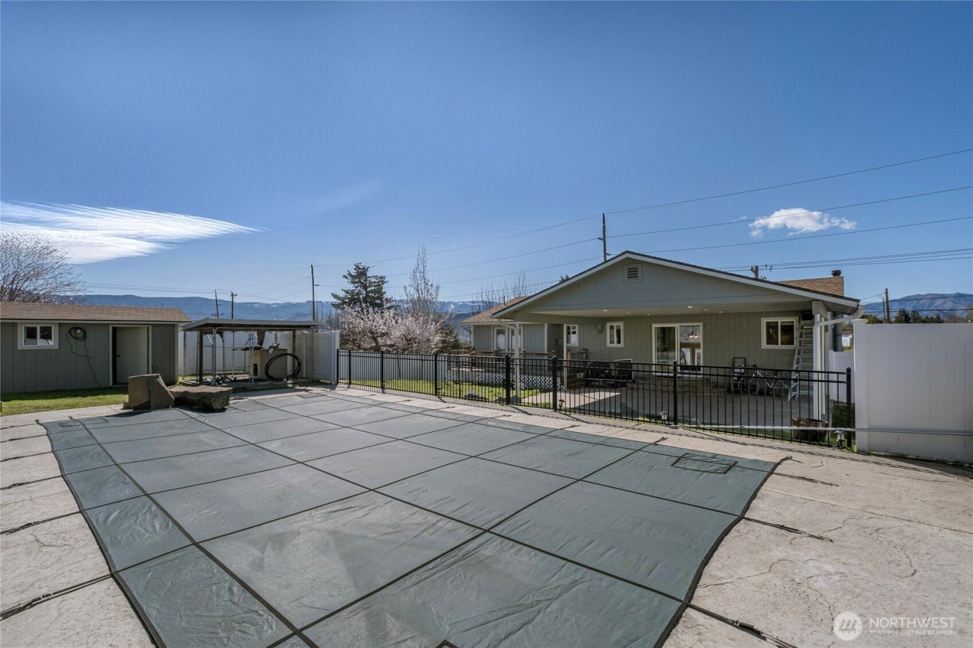 11 N Nile , East Wenatchee, WA 98802