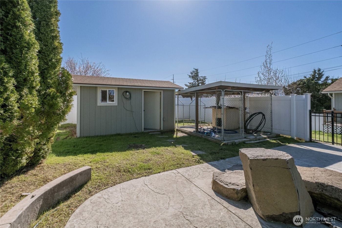 11 N Nile , East Wenatchee, WA 98802