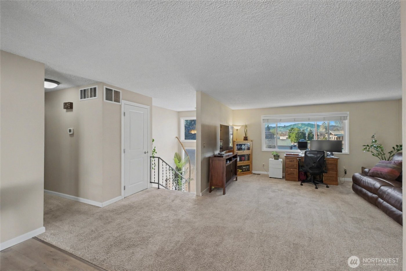 11 N Nile , East Wenatchee, WA 98802