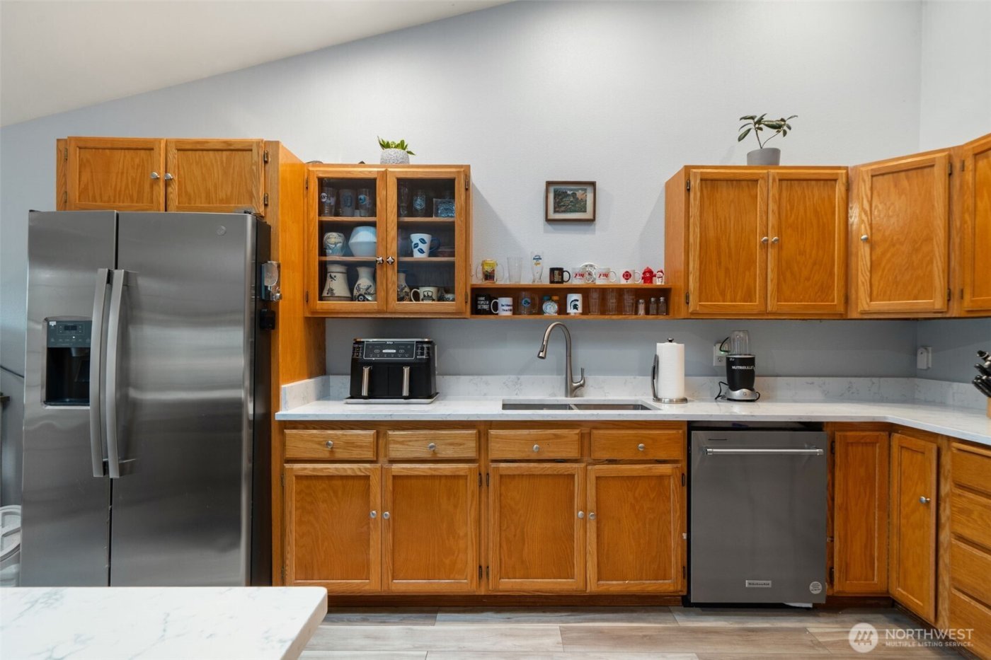 671 E Old Ranch Road , Allyn, WA 98524