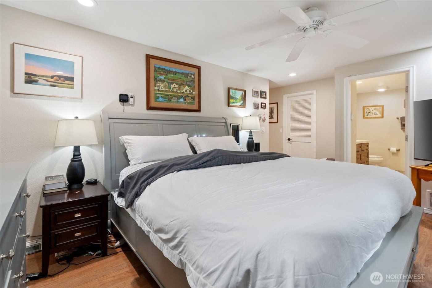 671 E Old Ranch Road , Allyn, WA 98524