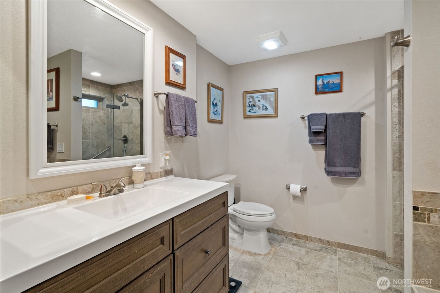 671 E Old Ranch Road , Allyn, WA 98524