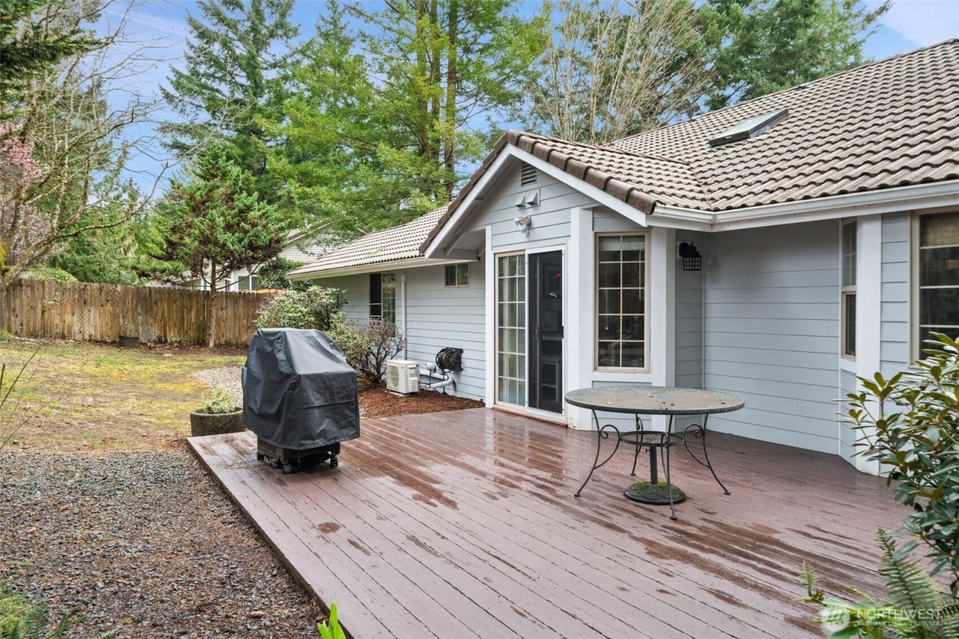 671 E Old Ranch Road , Allyn, WA 98524