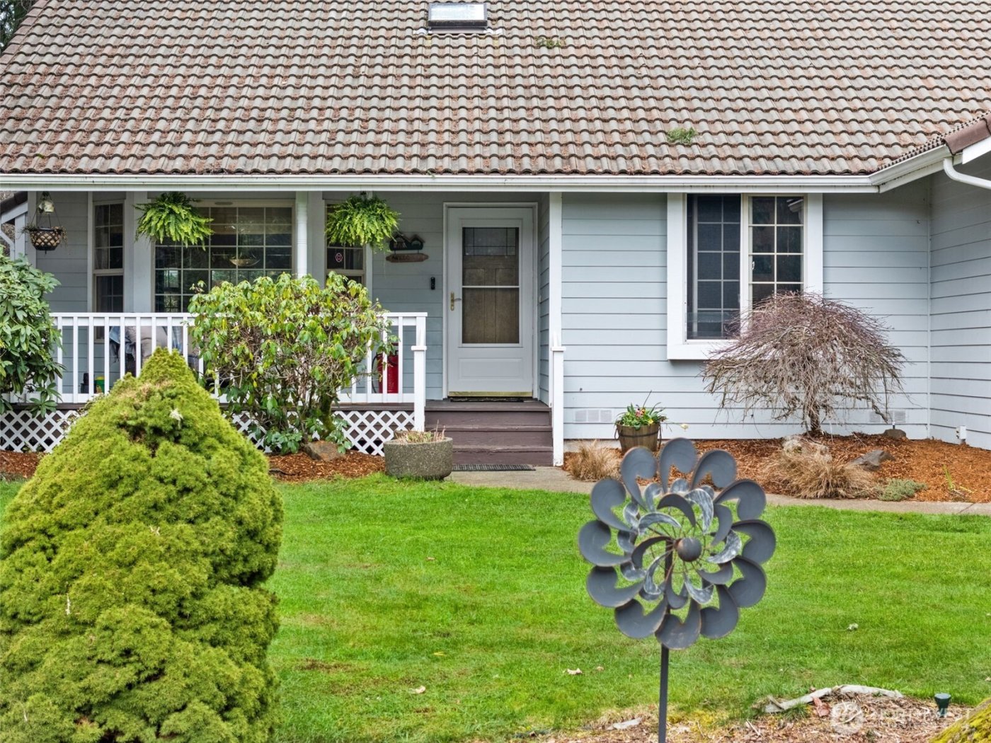 671 E Old Ranch Road , Allyn, WA 98524