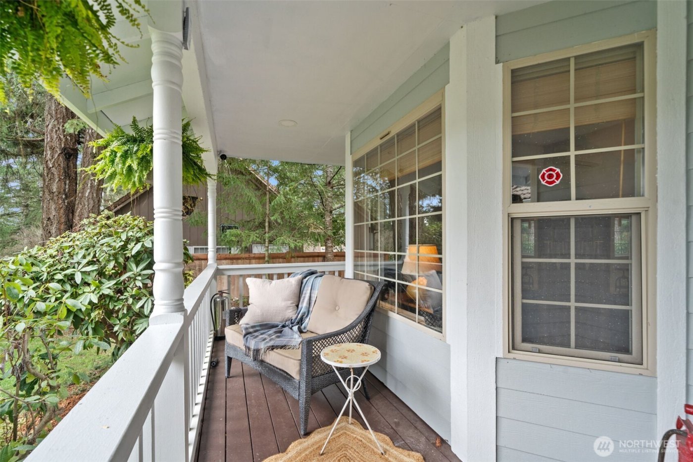 671 E Old Ranch Road , Allyn, WA 98524