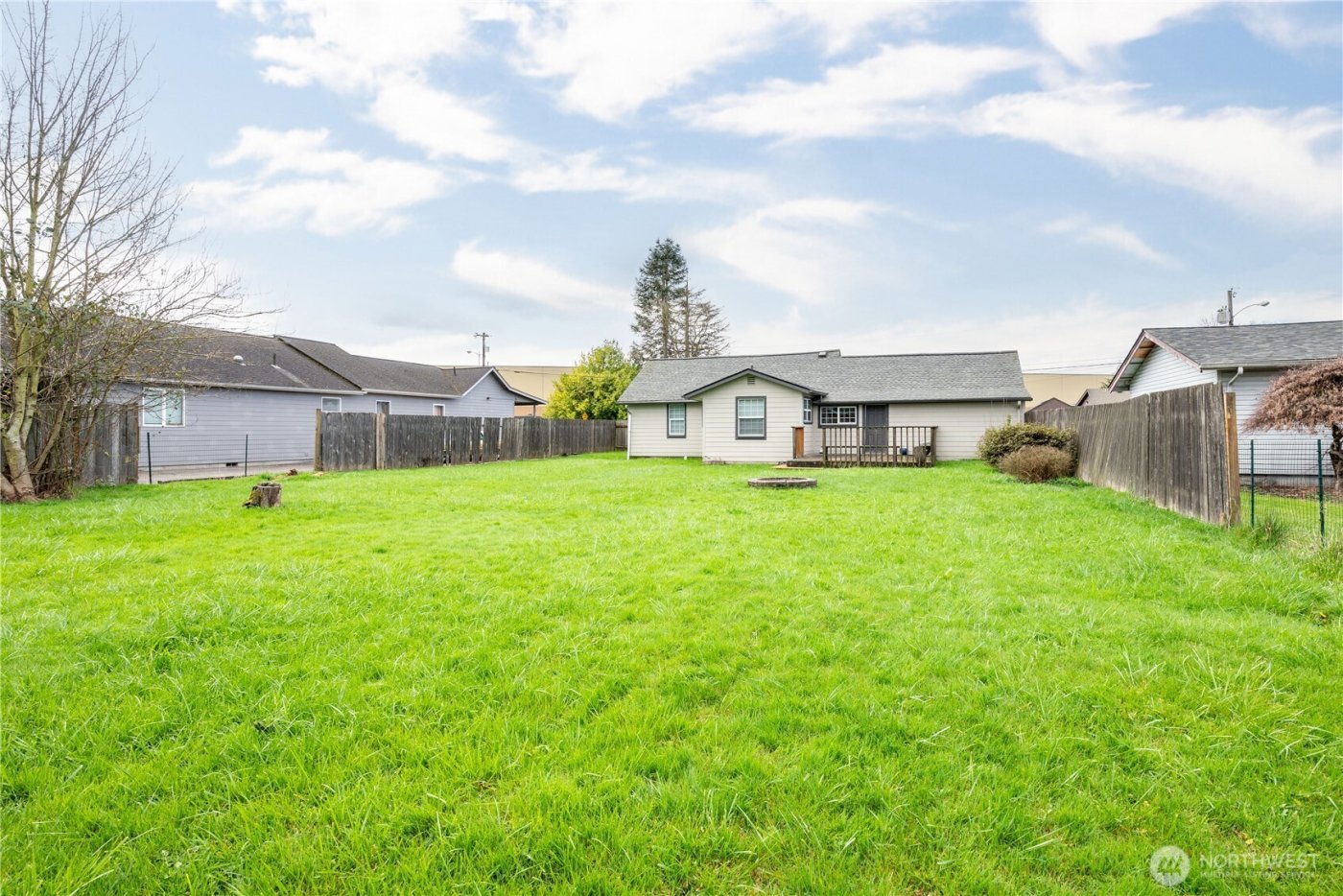 3070 Olympia Way , Longview, WA 98632