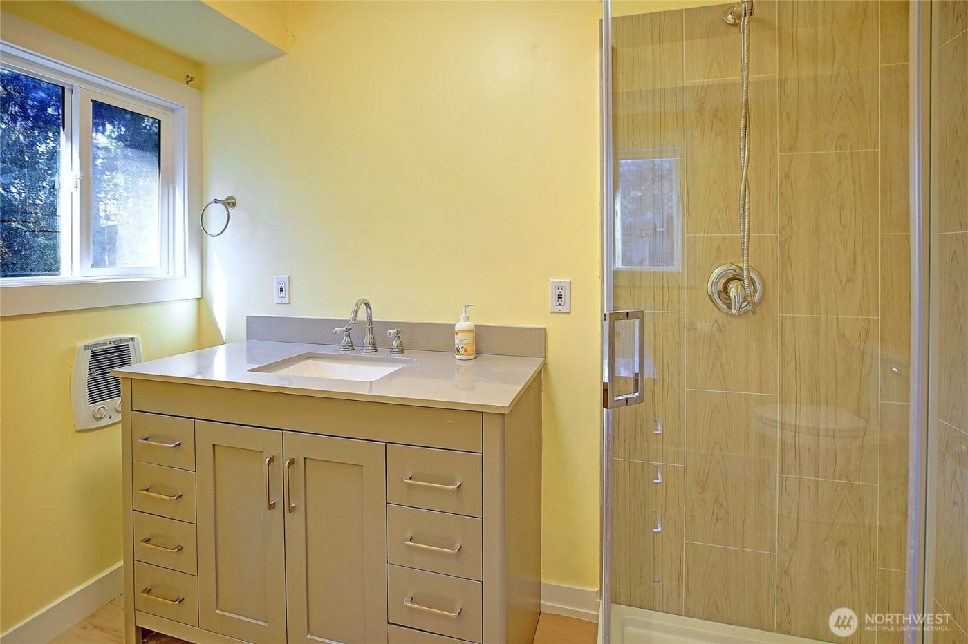 566 Sundin Drive , Camano Island, WA 98282