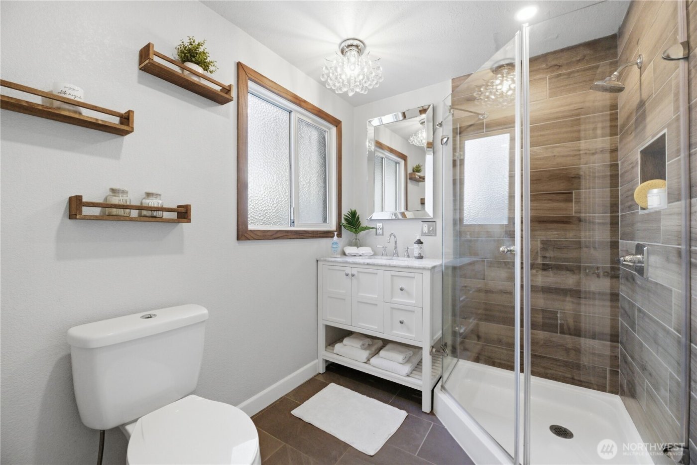 12527 Glenwood Avenue SW, Lakewood, WA 98499