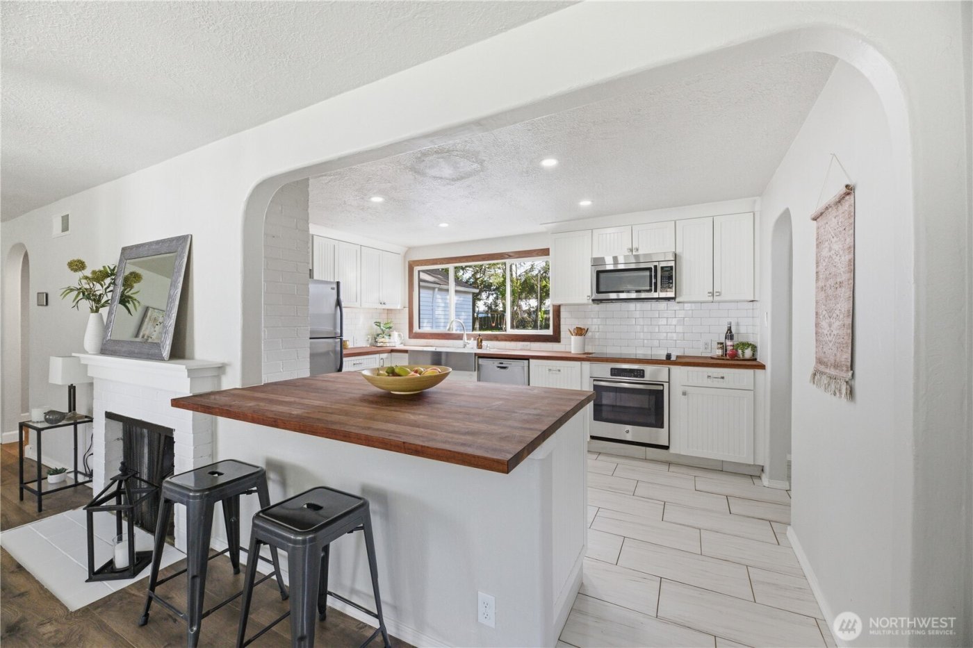 12527 Glenwood Avenue SW, Lakewood, WA 98499