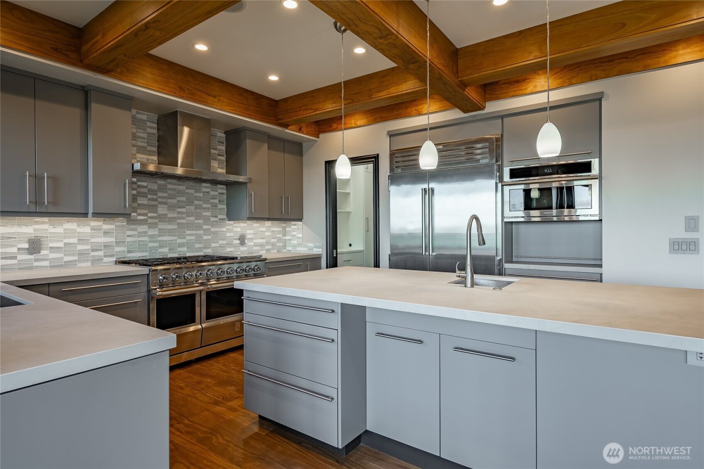 5543 Night Heron Drive , Blaine, WA 98230