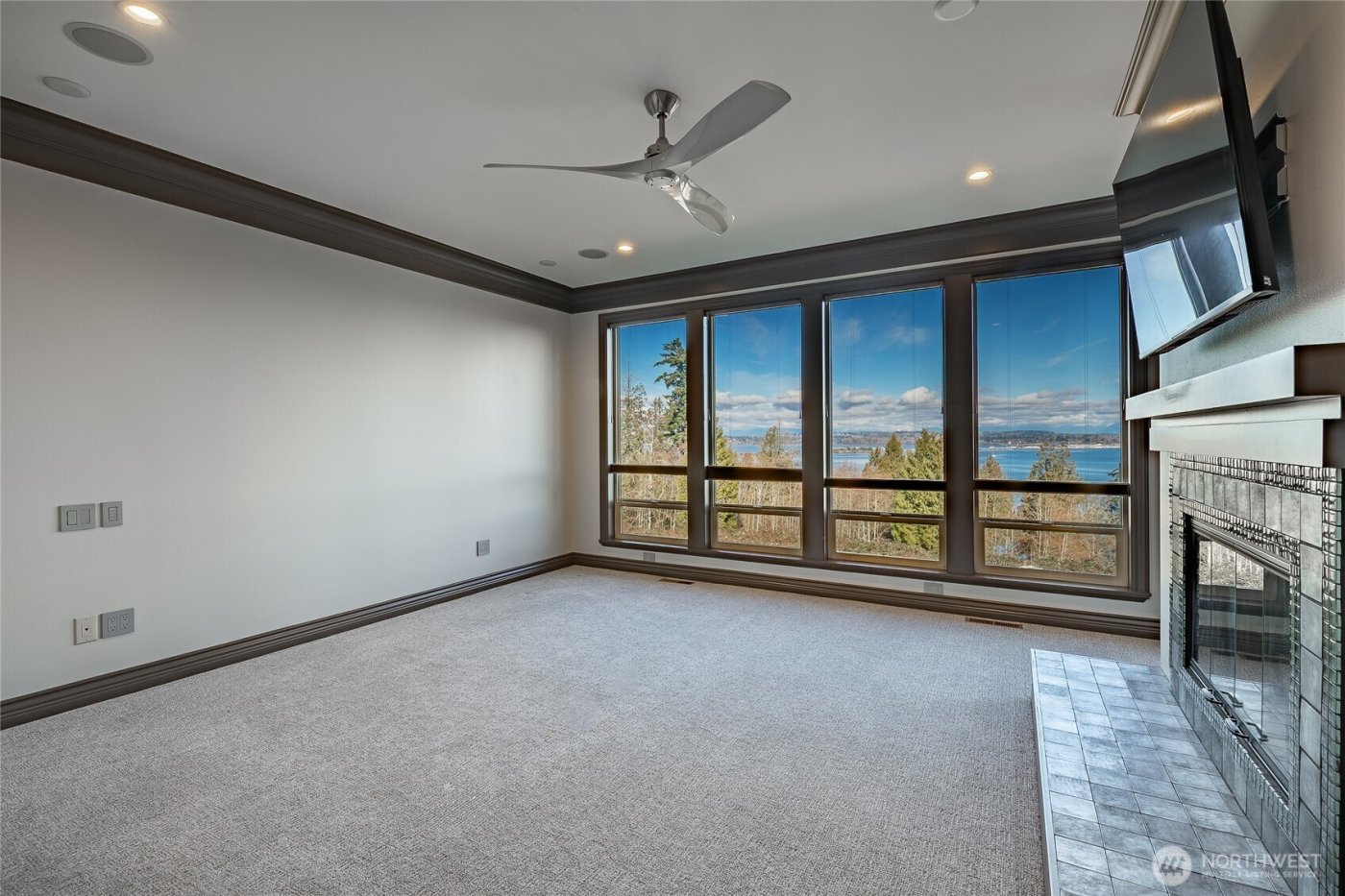 5543 Night Heron Drive , Blaine, WA 98230