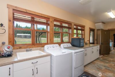 3634 Deer Park Road , Port Angeles, WA 98362 - Photo 30