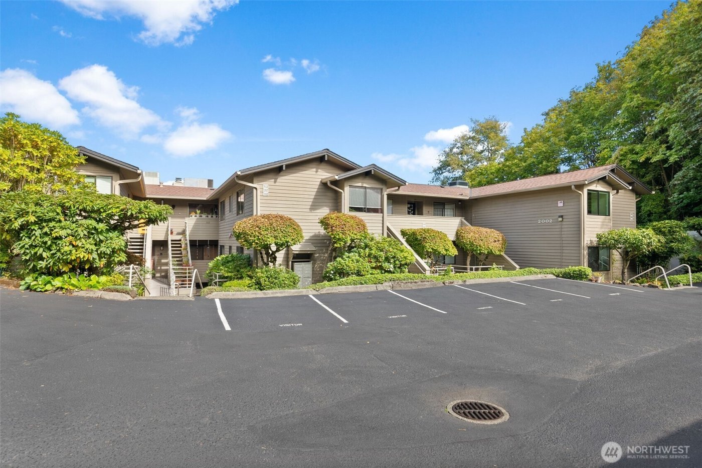 2002 N 30th Street #101, Tacoma, WA 98403