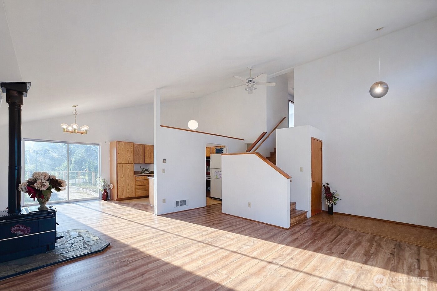 14329 79TH PL NE , Kirkland, WA 98034