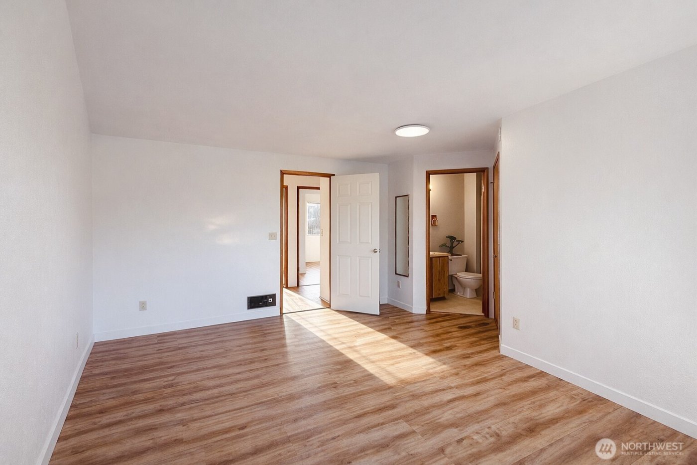 14329 79TH PL NE , Kirkland, WA 98034