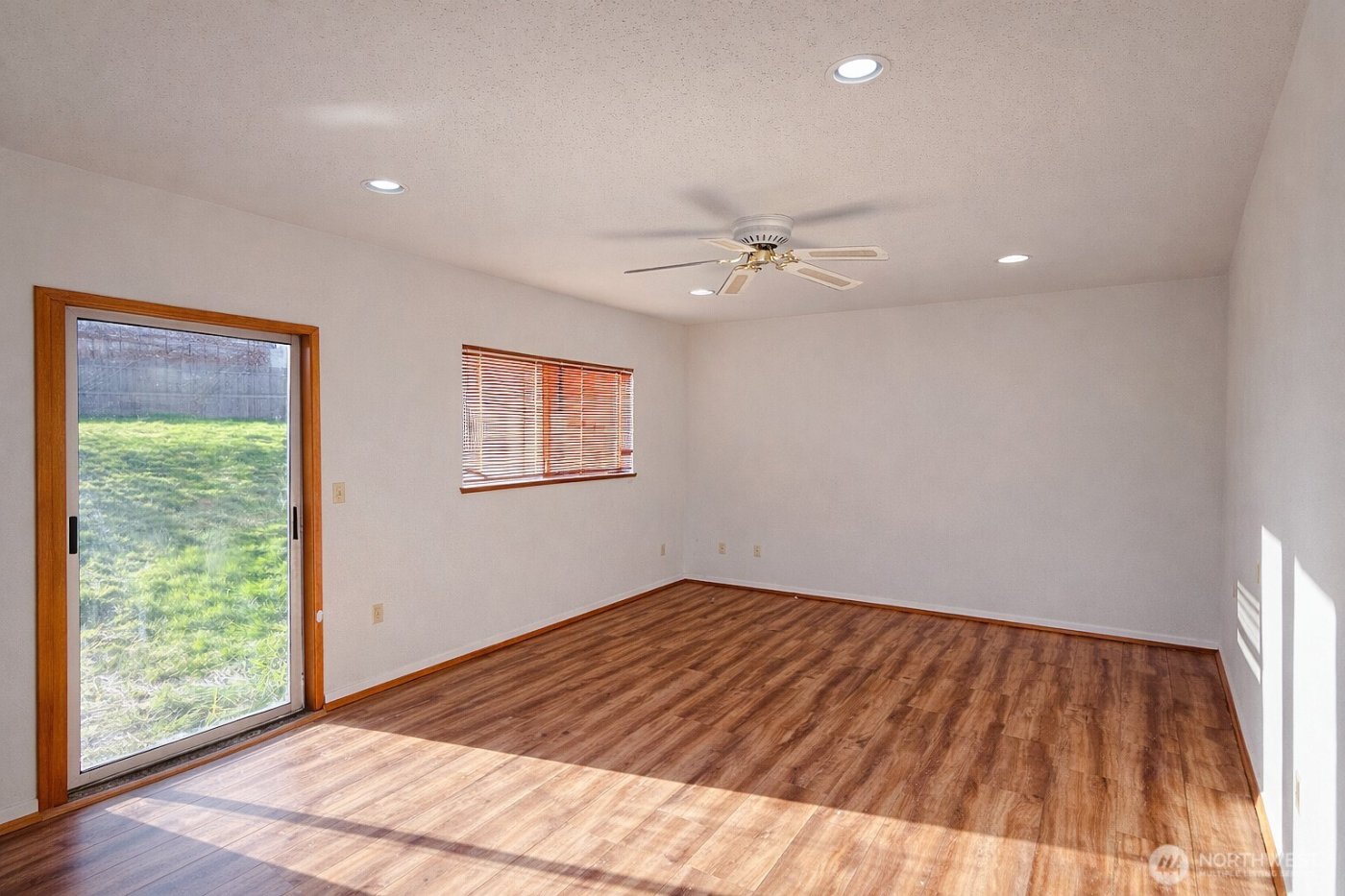 14329 79TH PL NE , Kirkland, WA 98034