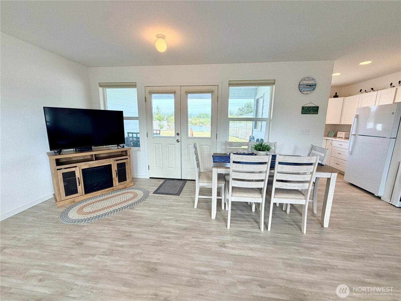 399 N Razor Clam Drive SW, Ocean Shores, WA 98569