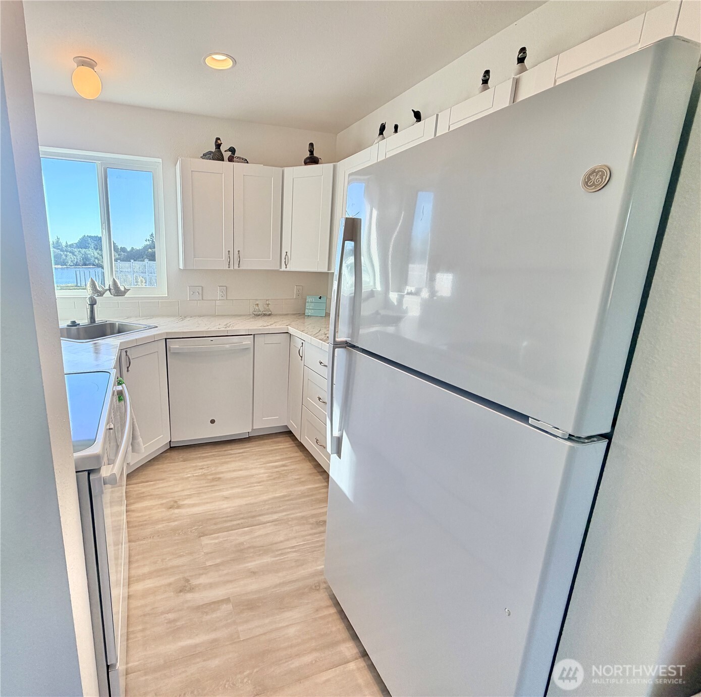 399 N Razor Clam Drive SW, Ocean Shores, WA 98569