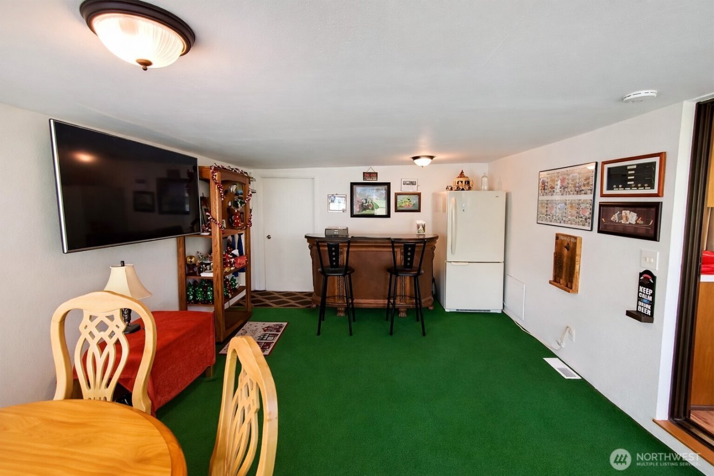 198 Octopus Avenue NE, Ocean Shores, WA 98569