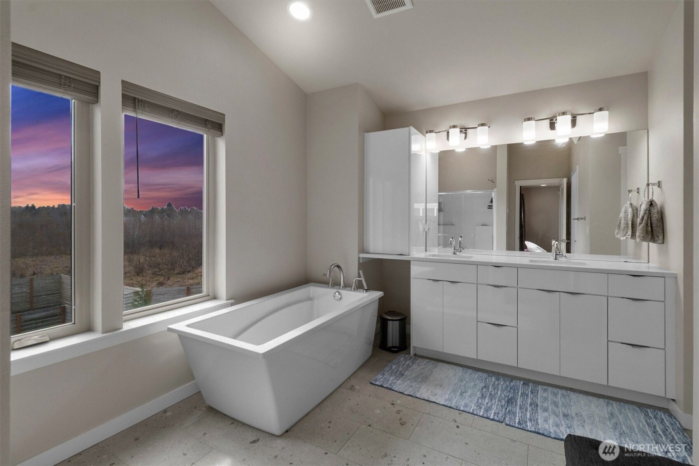 703 Northview Avenue , Bellingham, WA 98226