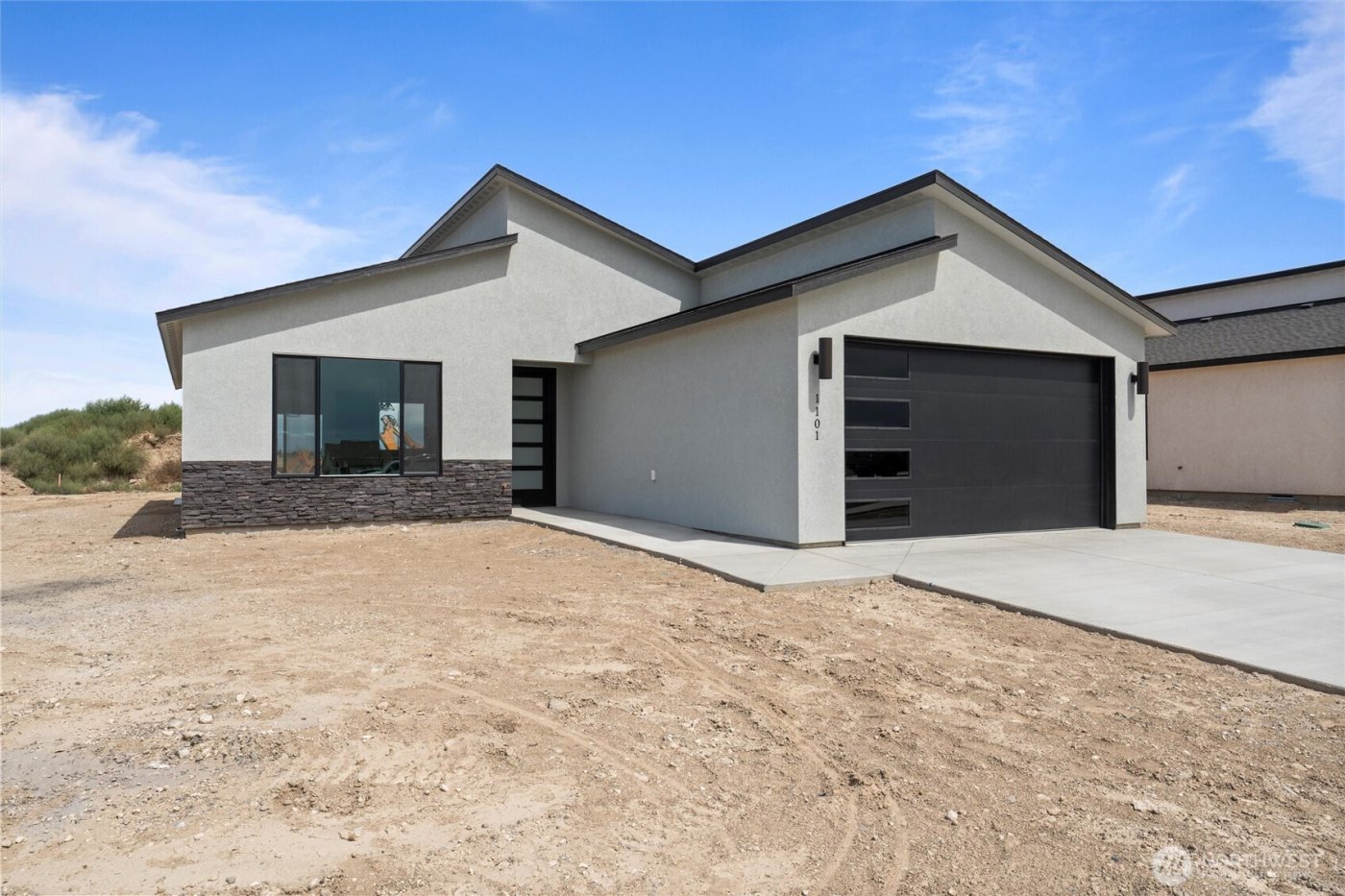 1239 E Mt Hood Street , Othello, WA 99344