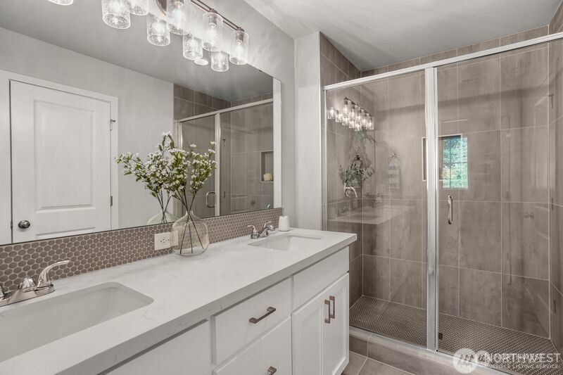 1418 60th Avenue NE, Tacoma, WA 98422