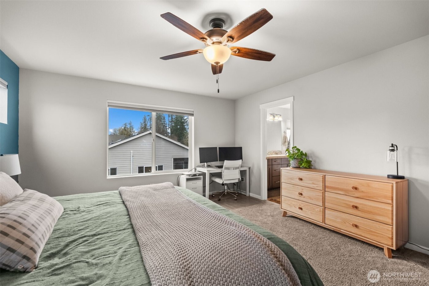 7114 Tahoe Drive SE, Tumwater, WA 98501-6124