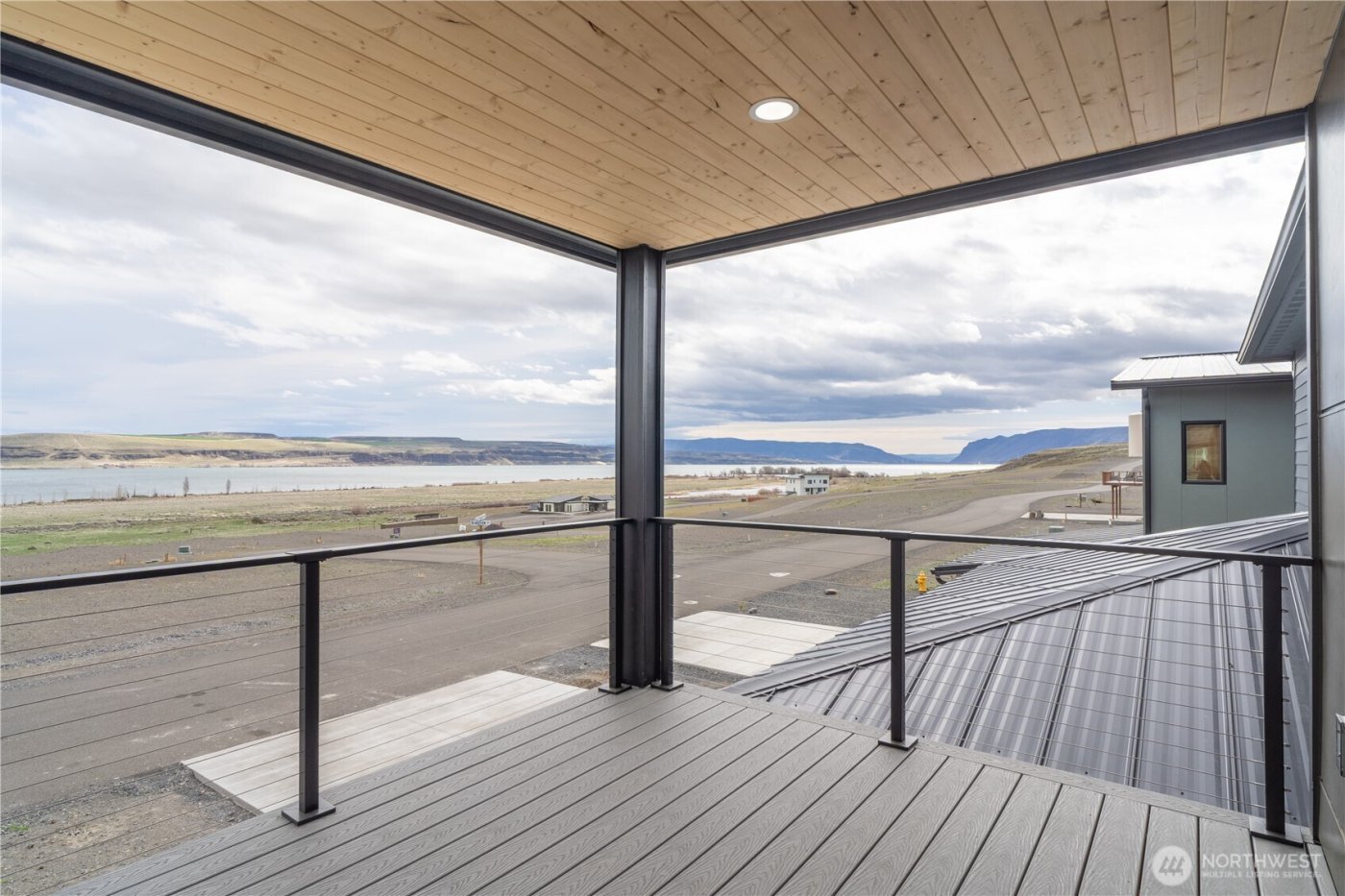 201 Bridgeview Drive , Vantage, WA 98950