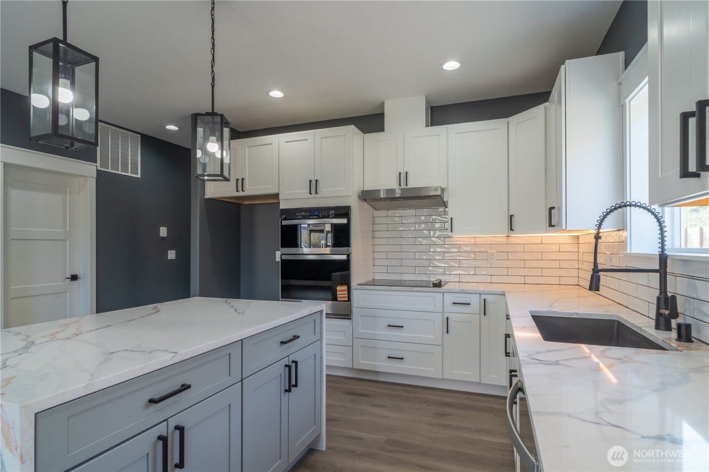 201 Bridgeview Drive , Vantage, WA 98950