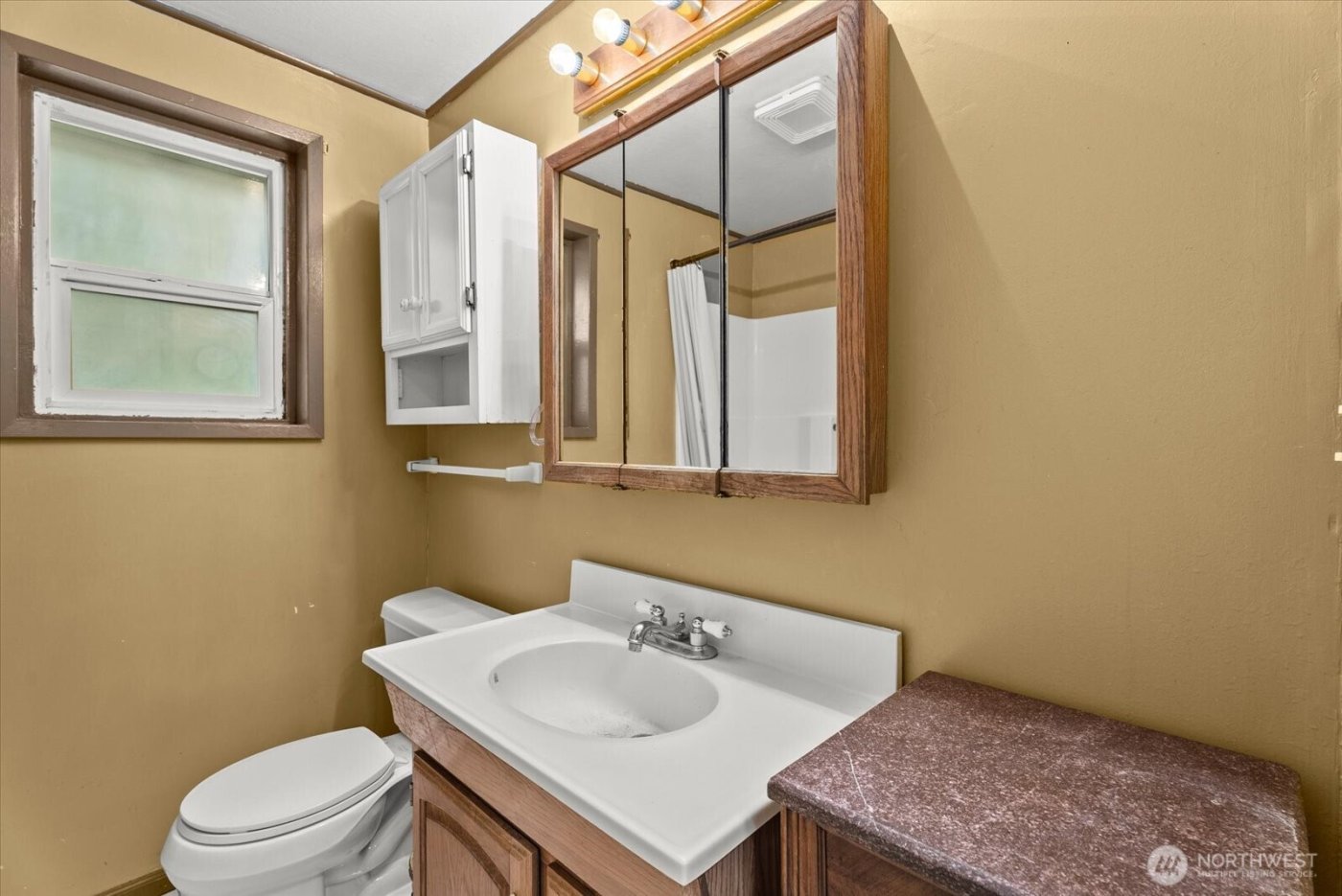 2515 NE 168th Street , Shoreline, WA 98155