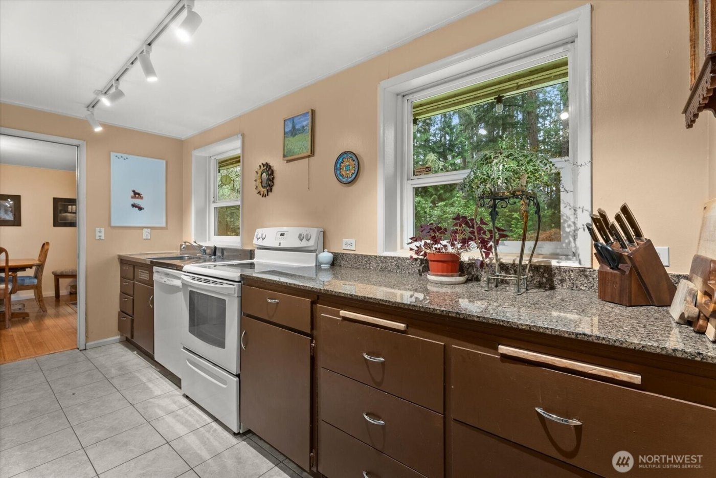 2515 NE 168th Street , Shoreline, WA 98155