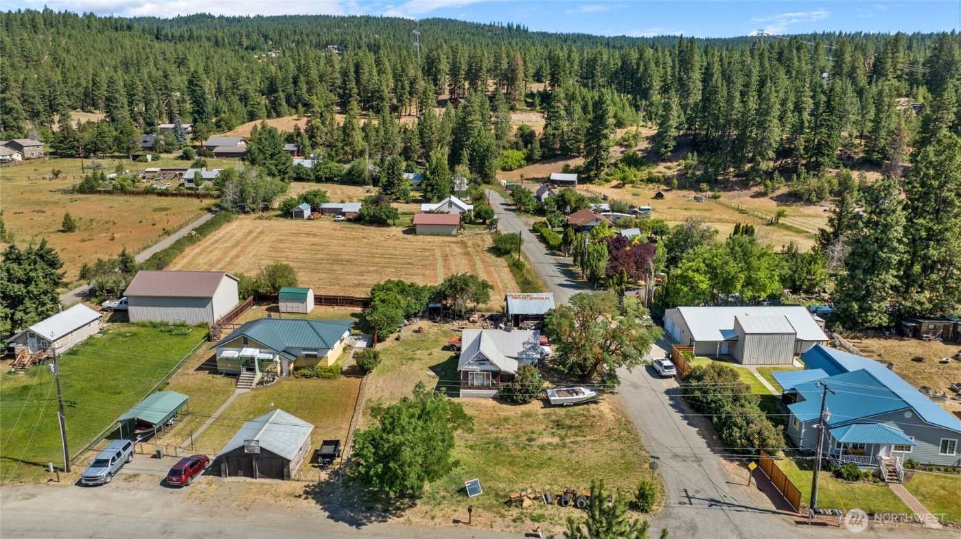 1105 E Third Street , Cle Elum, WA 98922